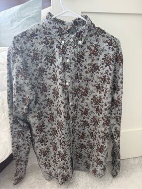 Express button down